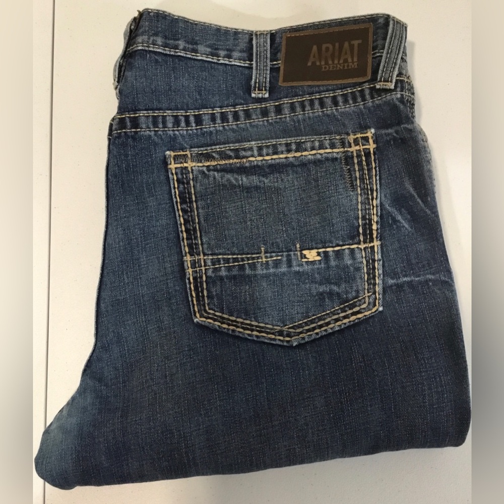 Ariat M4 Relaxed Boot Cut Blue Jeans 40x 36 Embroidered Pockets